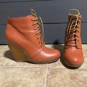 4" leather lace-up wedge booties
